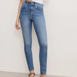 Good American Light Blue High-Rise Skinny Jeans
